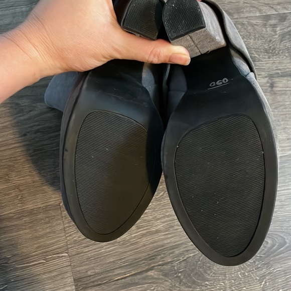 Steve Madden Grey Suede Booties size 8.5 NWOT - Picture 5 of 7